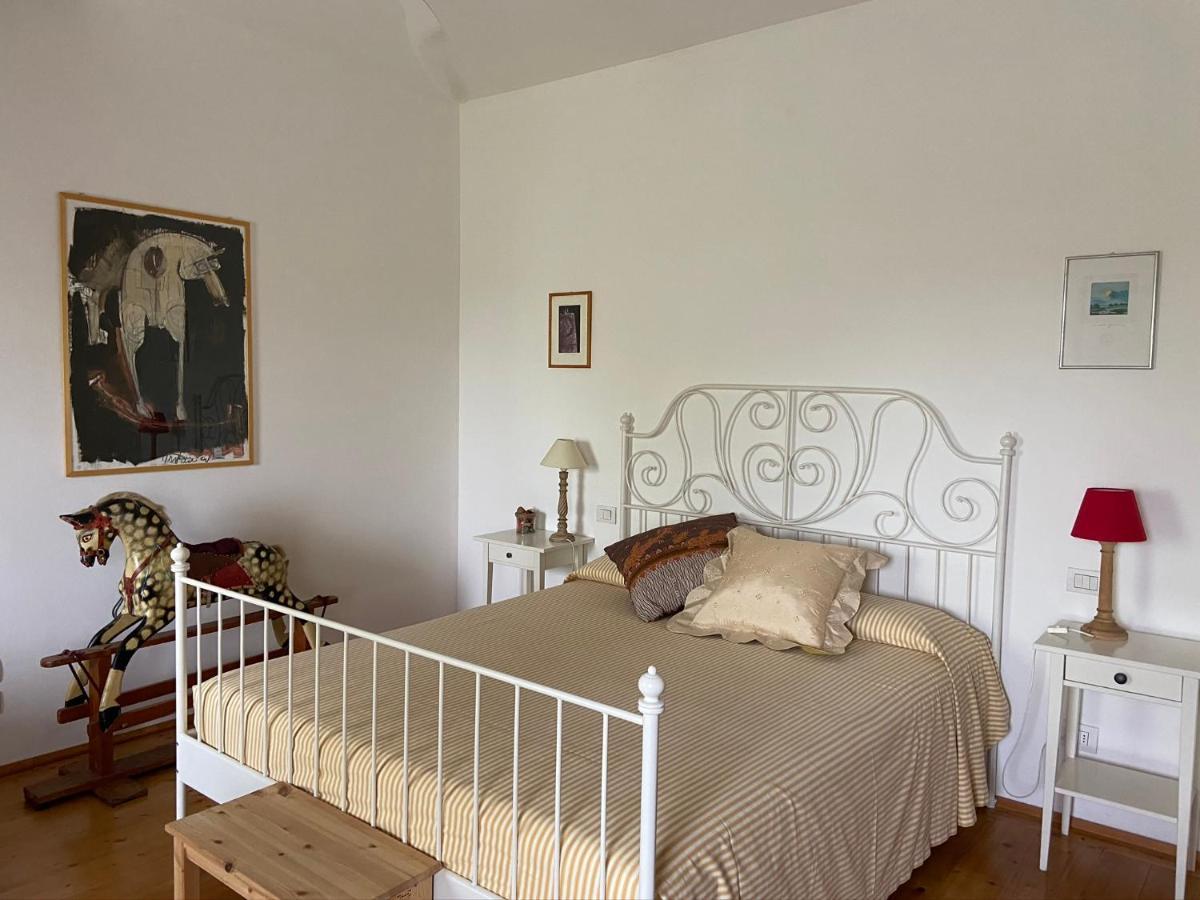 Monte Maino Bed & Breakfast Дезенцано-дель-Гарда Экстерьер фото