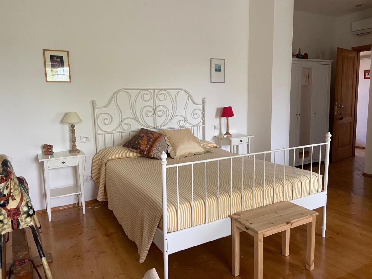 Monte Maino Bed & Breakfast Дезенцано-дель-Гарда Экстерьер фото