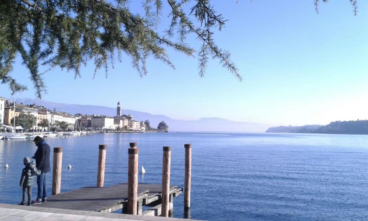Monte Maino Bed & Breakfast Дезенцано-дель-Гарда Экстерьер фото